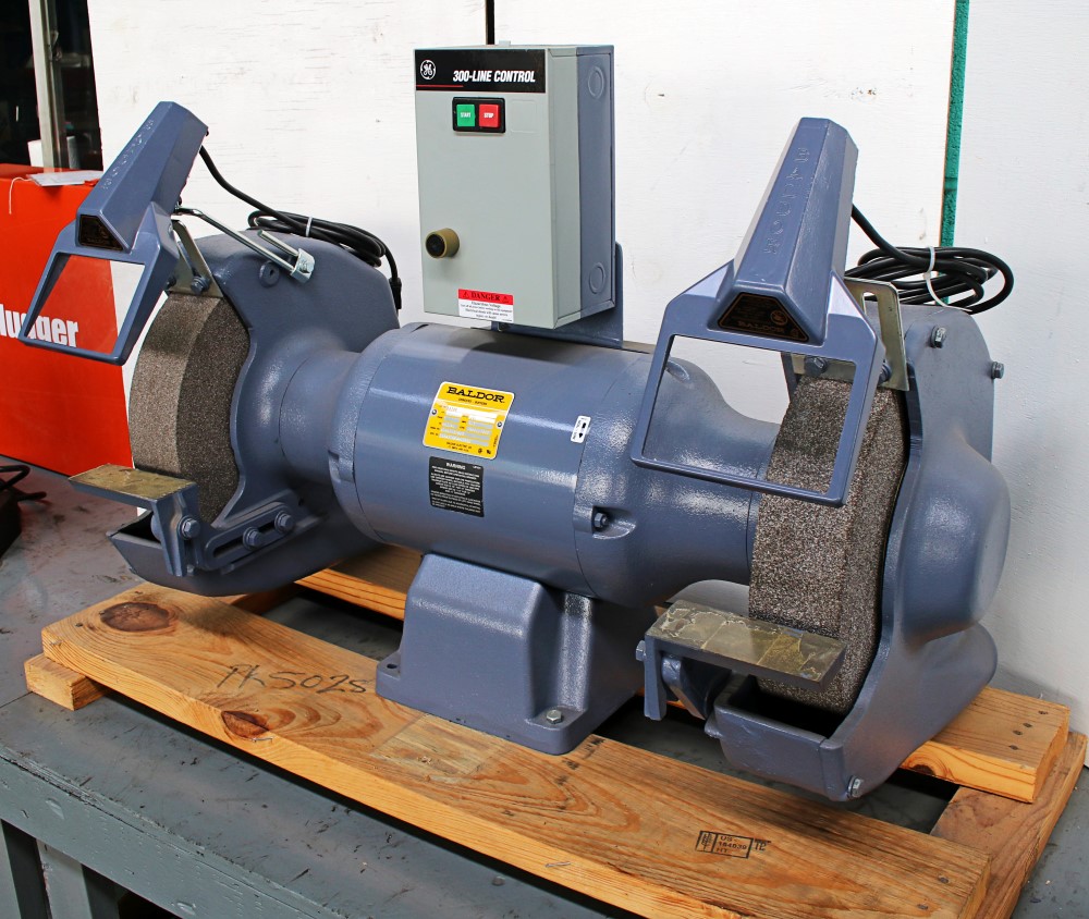 6640-BALDOR-1410W-BENCH-GRINDER-02